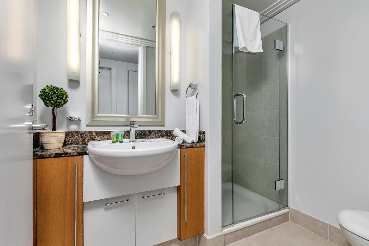 Sunset Harbour Sanctuary + Cp Apartment Auckland Bagian luar foto